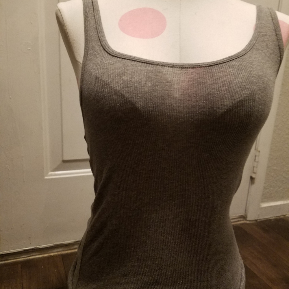 Small-Extra Large Tank Top Group - Picture 6 of 10